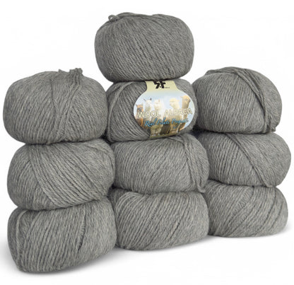 Flauschiges-Alpaka-Merino-Garn-aus-Italien-in-Naturweiss